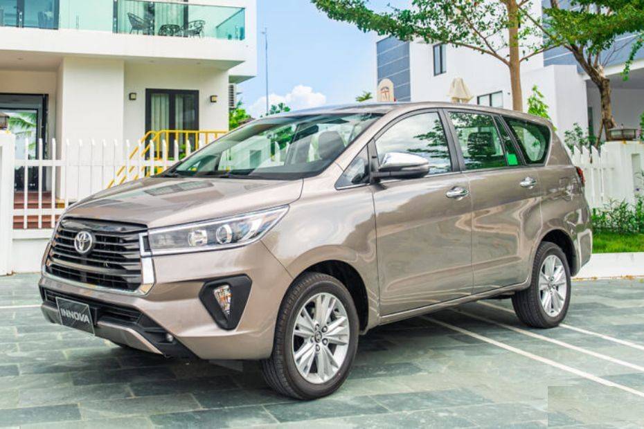 Toyota Innova E 2.0MT 2024 Vietnam