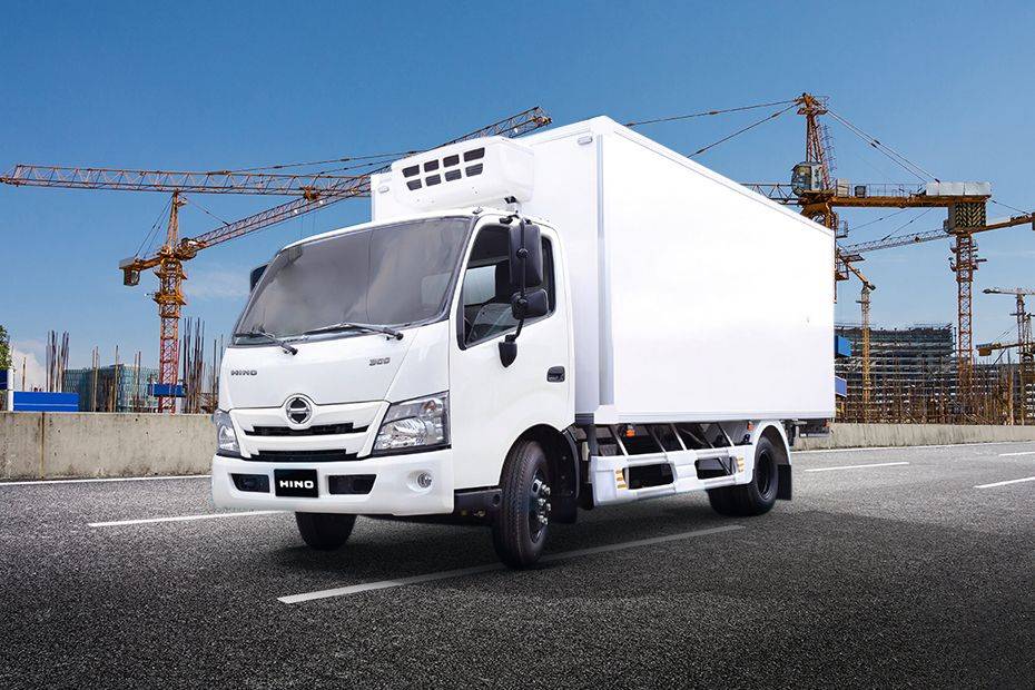 Hino 300 Series XZU720-7.5 Tons 2025 Vietnam