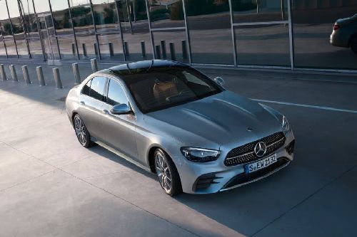 Mercedes-Benz E Class Saloon Full Side View