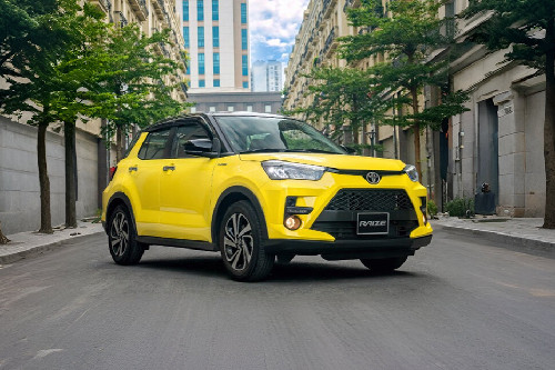 Raize Front angle low view