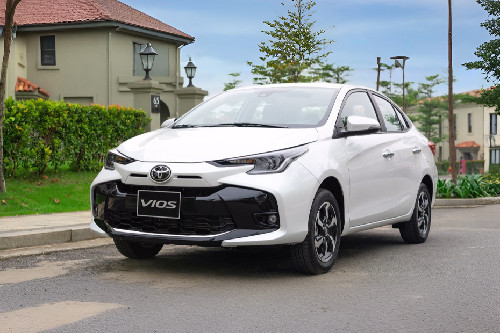 Toyota Vios Front Side View