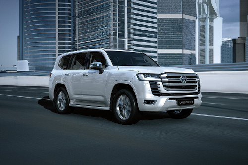 Land Cruiser Front angle low view