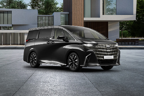 Toyota Alphard Front Cross Side View