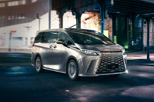 Lexus LM Front Medium View