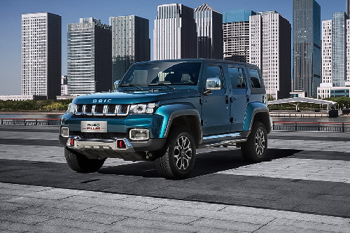 BJ40 Plus Front angle low view